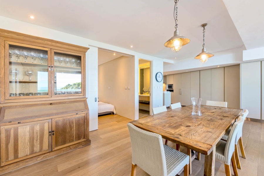 2 Bedroom Property for Sale in Camps Bay Western Cape